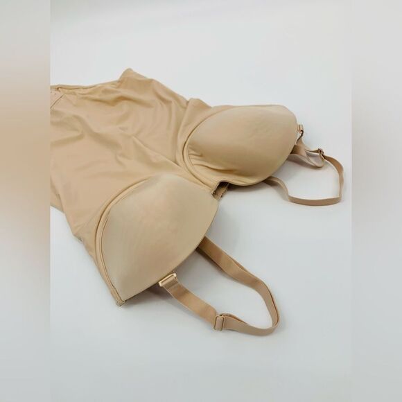 Wacoal | red carpet strapless Shapeware bodysuit in nude - Picture 4 of 8